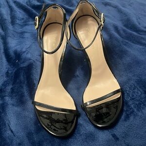 NEW STUART WEITZMAN NUDIST SANDALS Patent Leather Thin Strap Heels